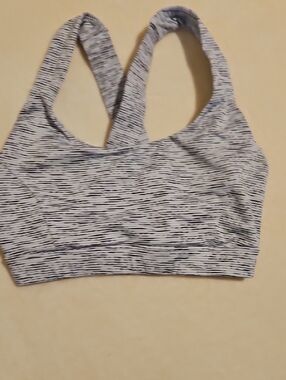 Forever 21 Black & White Striped Racerback Sports Bra